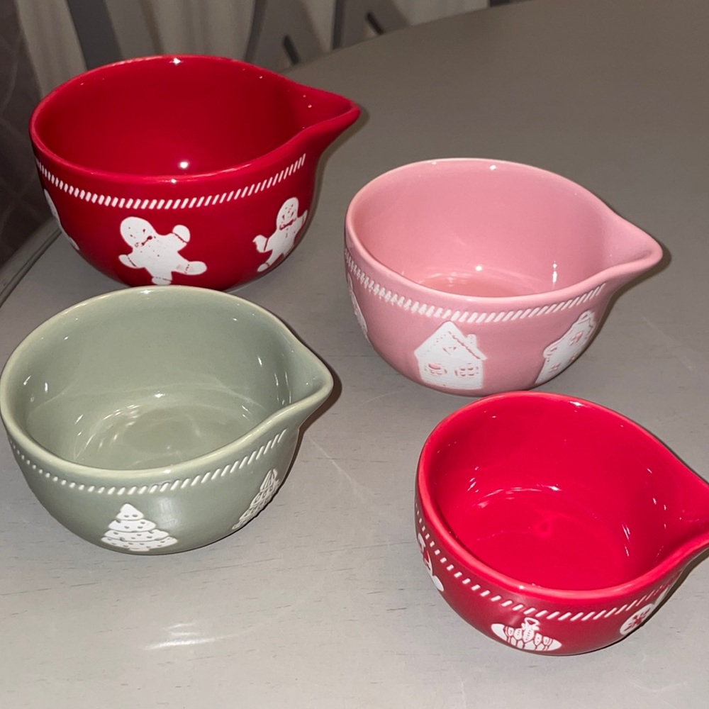 Tabletops Gingerbread Measuring Cups